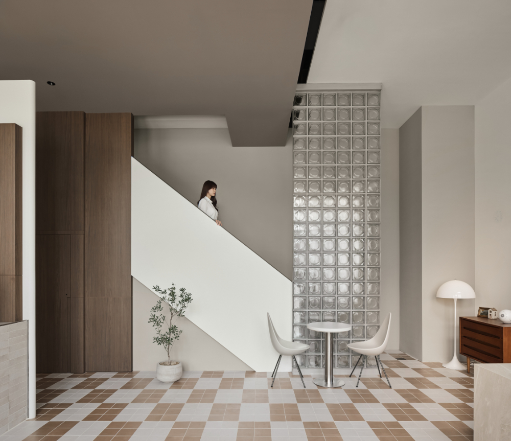 Early Frost — 主視覺 2