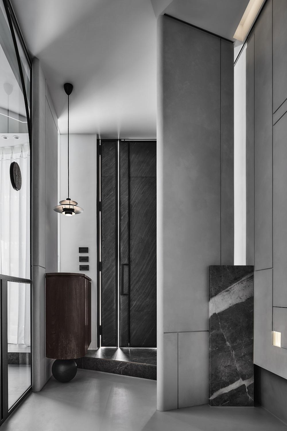 Existentialism and Light — 主視覺 2